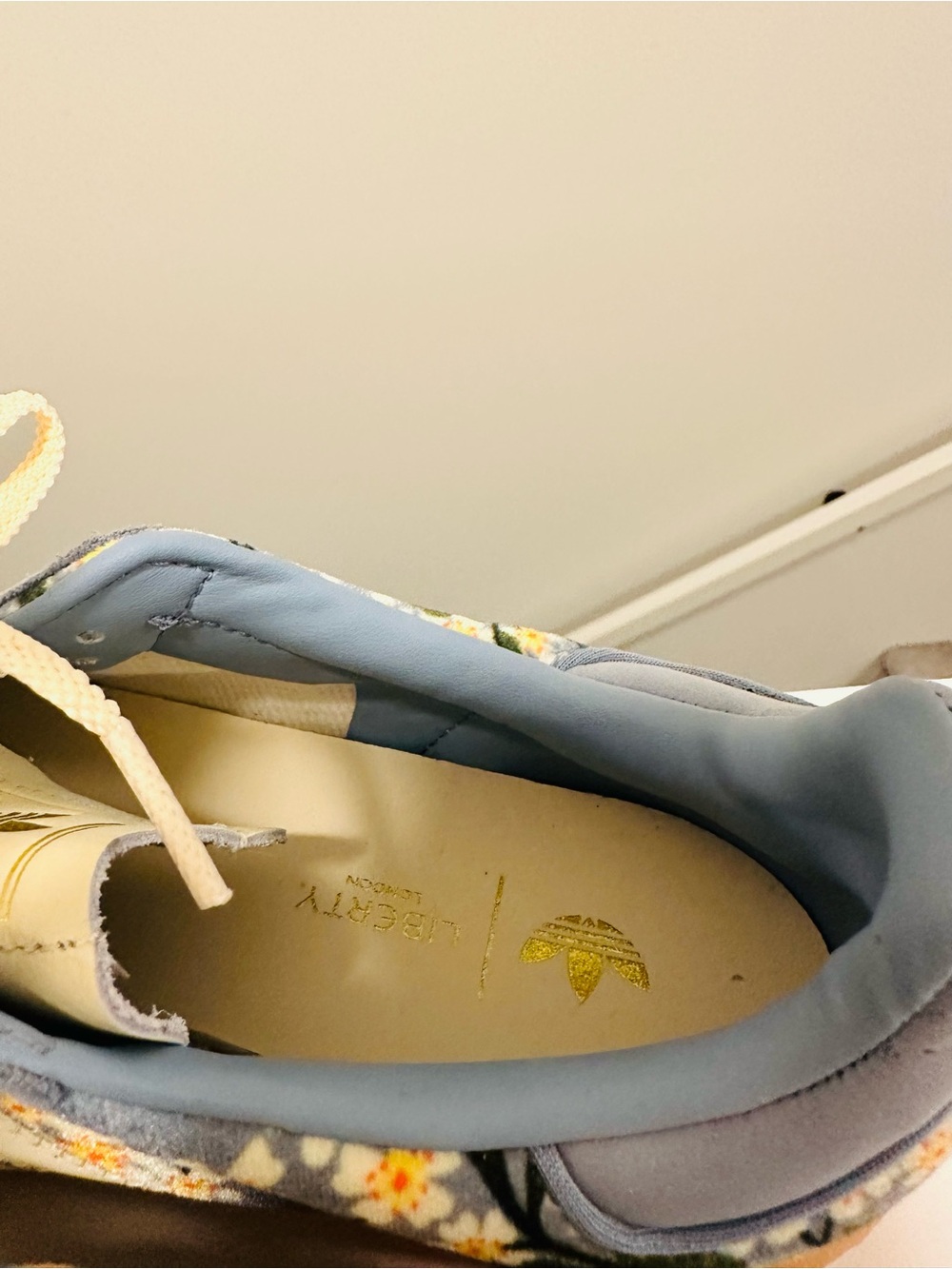 adidas Sambae x Liberty of London platform cream and blue suede and floral print - Picture 4 of 9